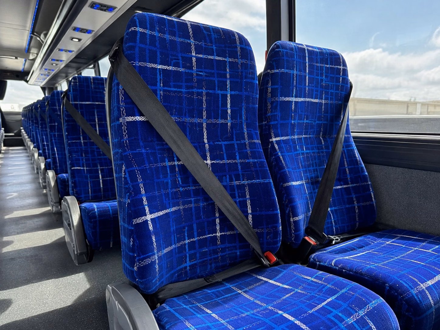 charter buses for carlsbad unified and san dieguito union high school district field trips