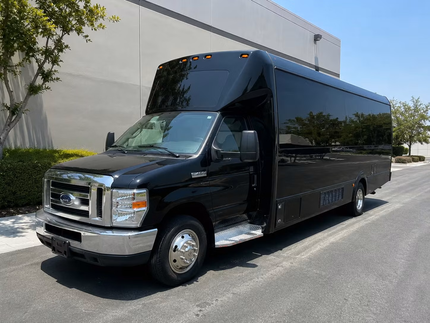 party buses and limo buses for carlsbad high school prom nights